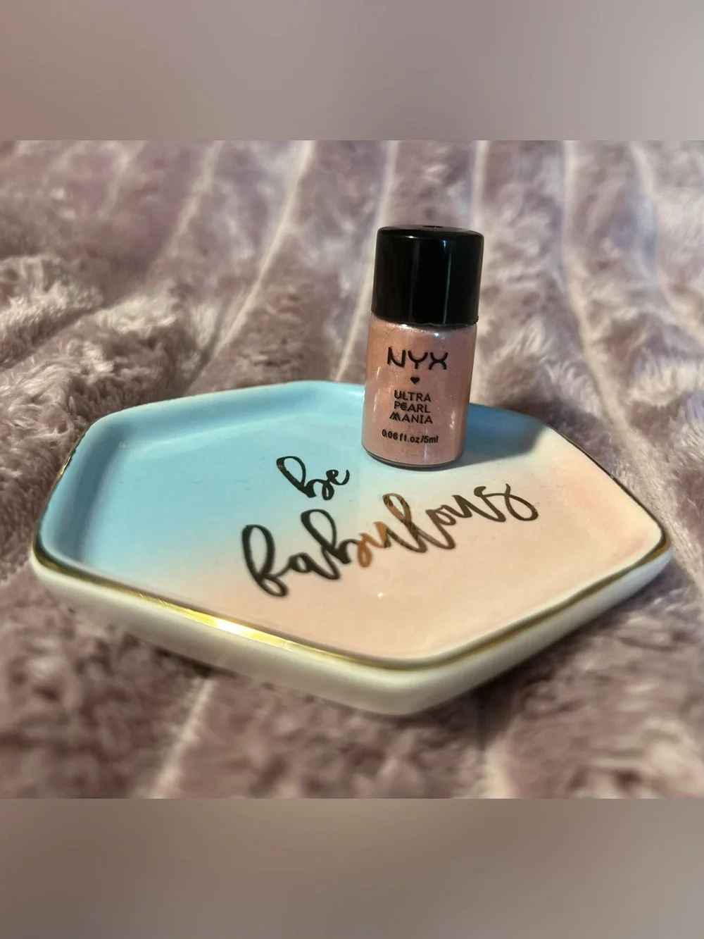 NWT NYX Ultra Pearl Mania Loose Powder Eye Shadow - Baby Pink Pearl LP11